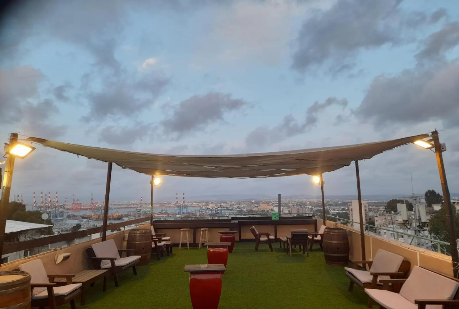 Hotel Loui Talpiot Хайфа